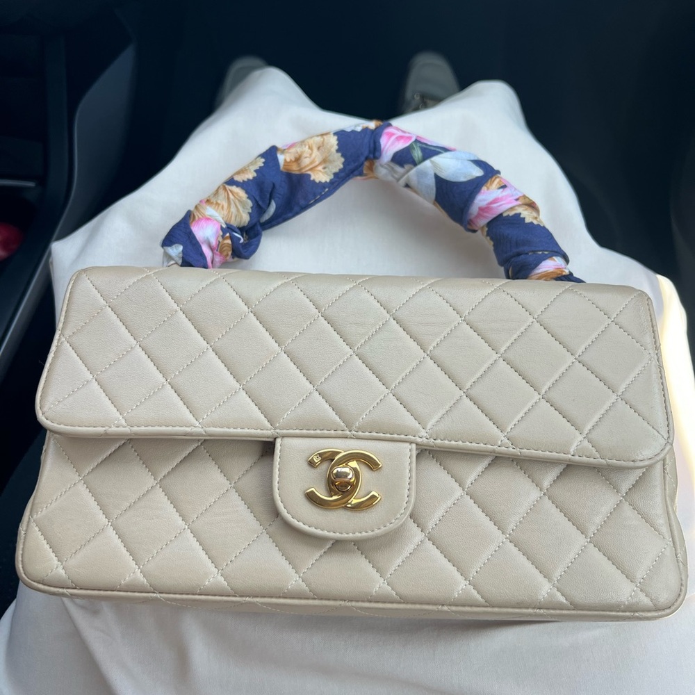 Vintage 24k gold & beige Chanel top handle crossbody - Picture 1 of 15
